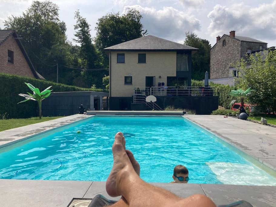 Vip Lounge Appartement Avec Jacuzzi Et Jardin Andenne Exterior photo